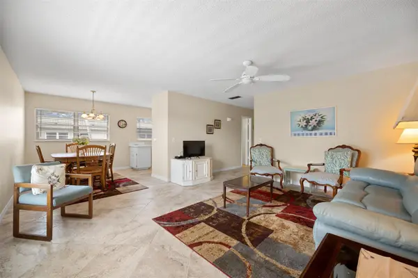 3 Vista Gardens Trail #202, Vero Beach, FL 32962