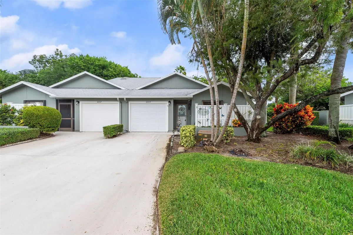 6809 SE Yorktown Drive, Hobe Sound, FL 33455 - #1