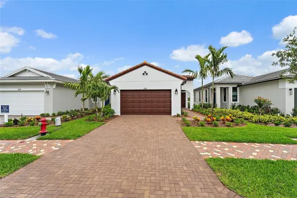 203 SE Via Sangro, Port St Lucie, FL 34952