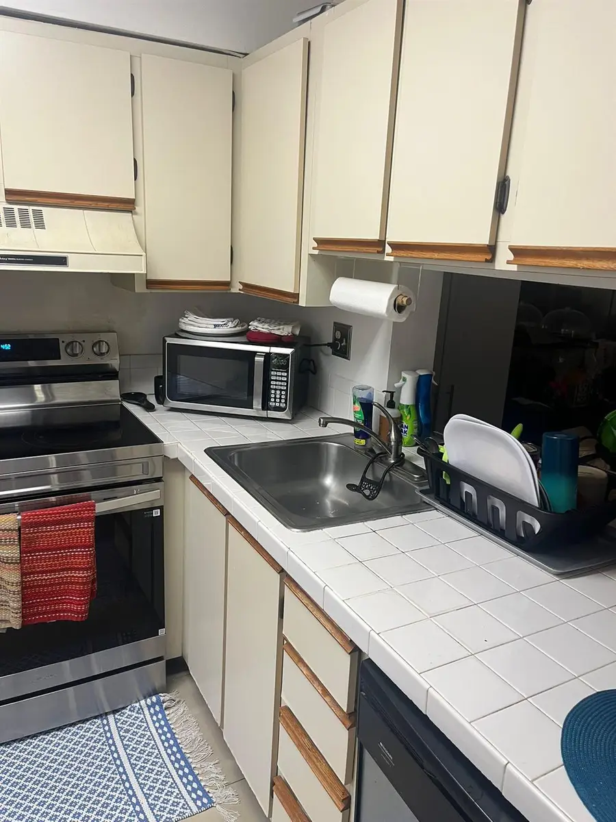 3053 N Oakland Forest Drive #201, Oakland Park, FL 33309 - #3