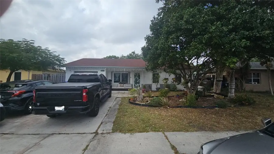 1031 SW 83rd Avenue, North Lauderdale, FL 33068 - #2