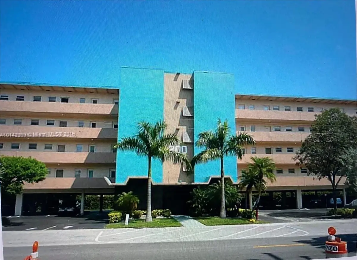 200 NE 14th Avenue #521, Hallandale Beach, FL 33009 - #1