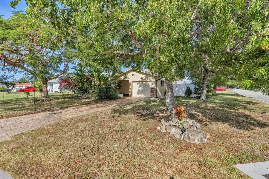 8008 NW 102 Way, Tamarac, FL 33321 - #3