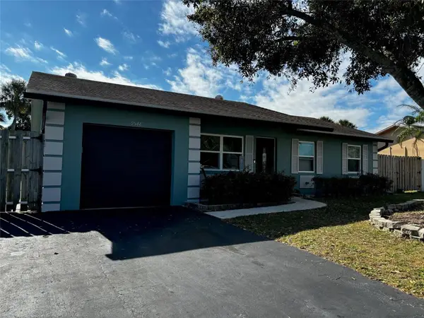 9548 Richmond Circle, Boca Raton, FL 33434