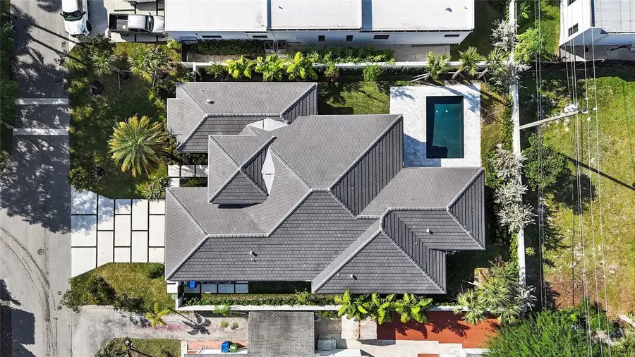 317 NE 21st Street, Wilton Manors, FL 33305 - #2