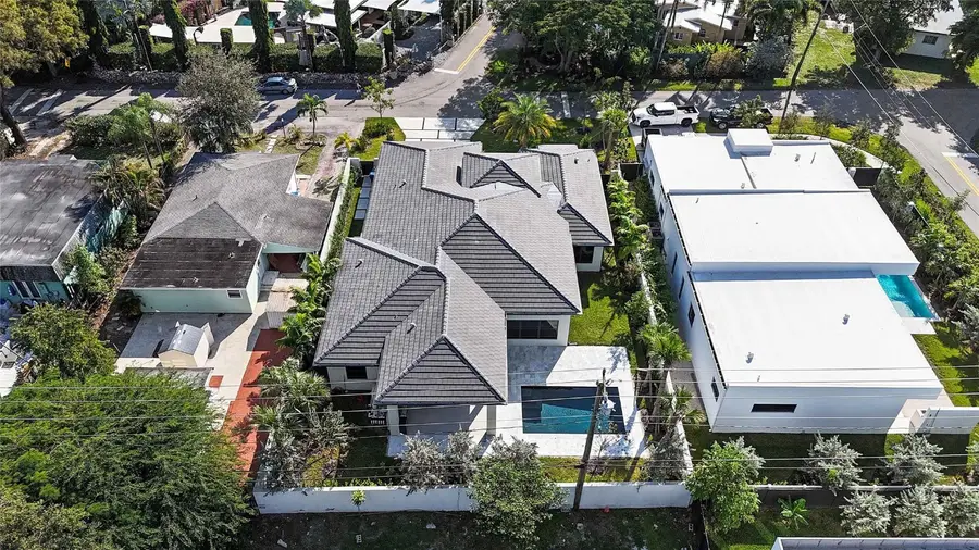 317 NE 21st Street, Wilton Manors, FL 33305 - #3