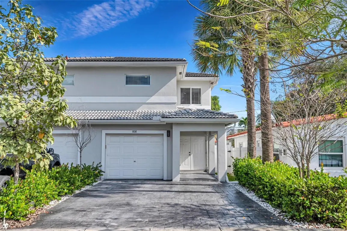 808 NE 15th Avenue, Fort Lauderdale, FL 33304 - #1