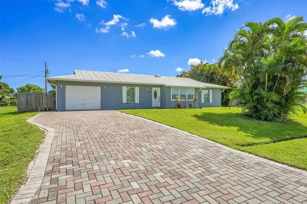 709 SW Dorchester Street, Port St Lucie, FL 34983
