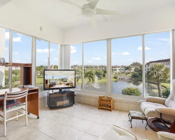 3500 NW 48th Avenue #513, Lauderdale Lakes, FL 33319