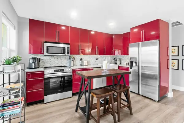 1200 NE 17th Court #3, Fort Lauderdale, FL 33305