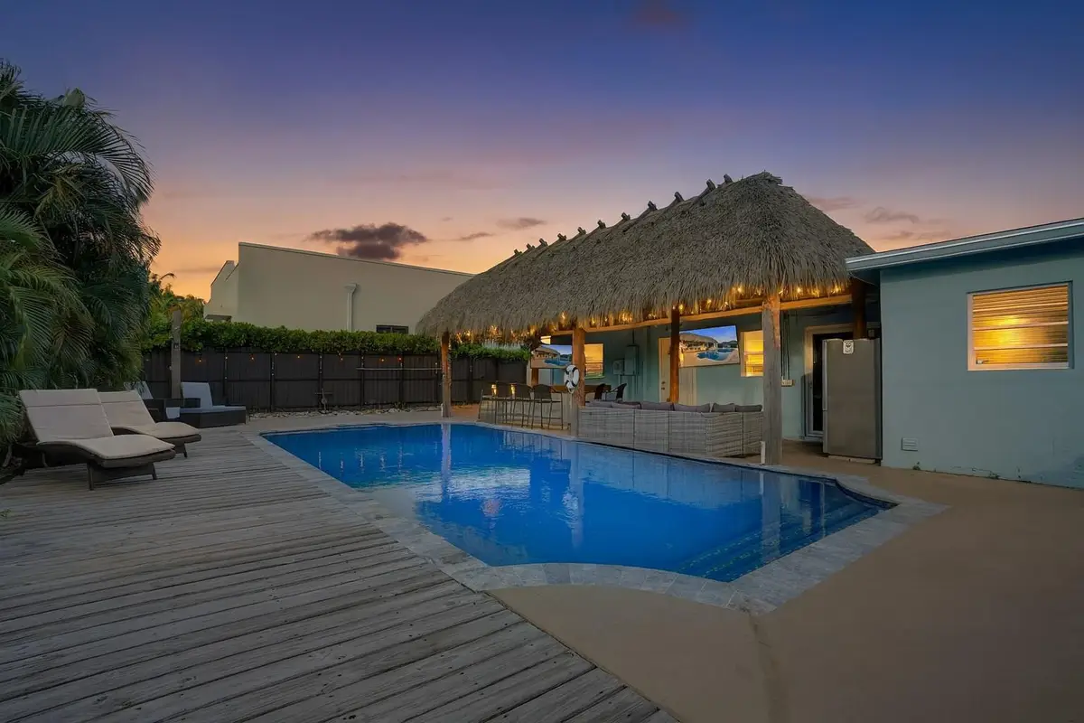 4221 NE 13th Avenue, Oakland Park, FL 33334 - #1