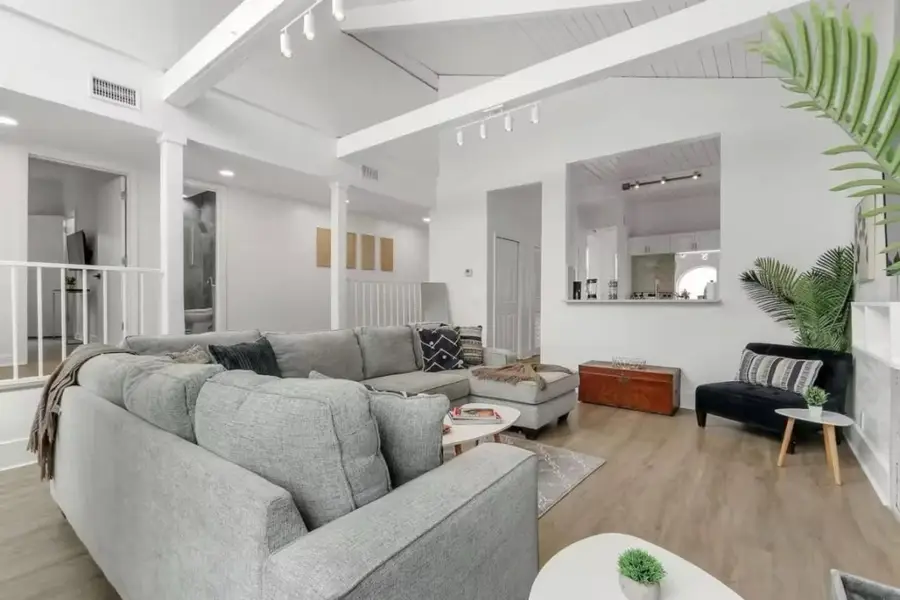 3070 NE 13th Avenue, Oakland Park, FL 33334 - #3