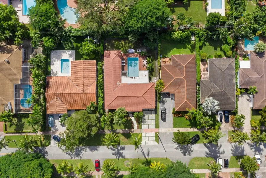 510 Gerona Avenue, Coral Gables, FL 33146 - #2