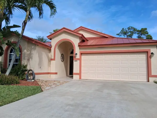 231 Preserve Court, Royal Palm Beach, FL 33411