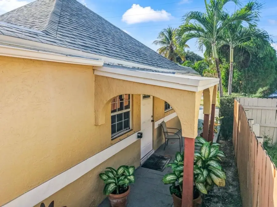 117 SW 1st Avenue, Hallandale Beach, FL 33009 - #3