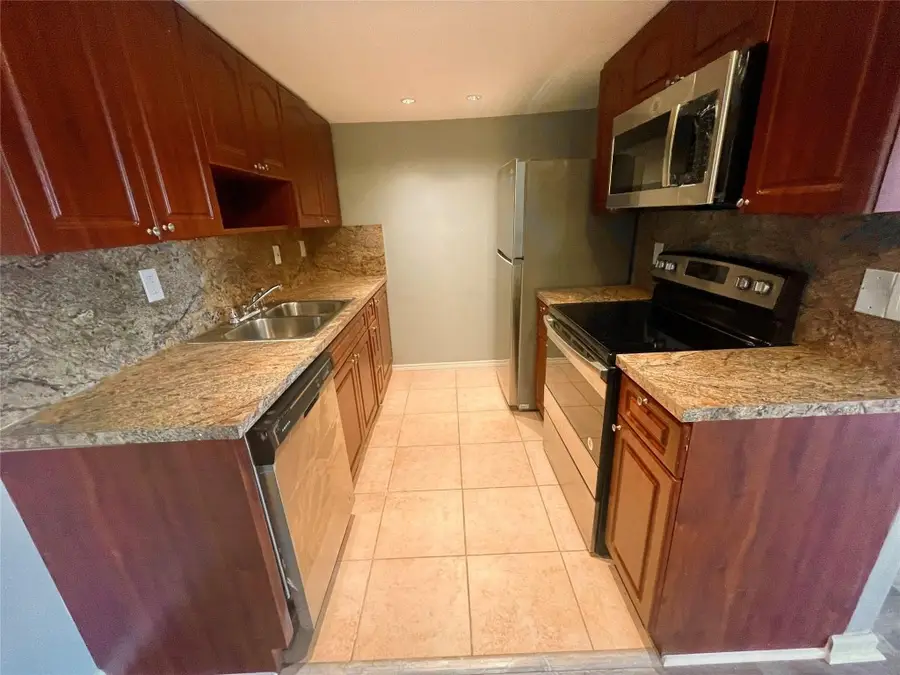 4024 Cambridge B #4024, Deerfield Beach, FL 33442 - #3