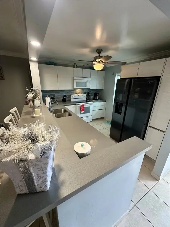 325 SE 11th Terrace #107, Dania Beach, FL 33004 - #3