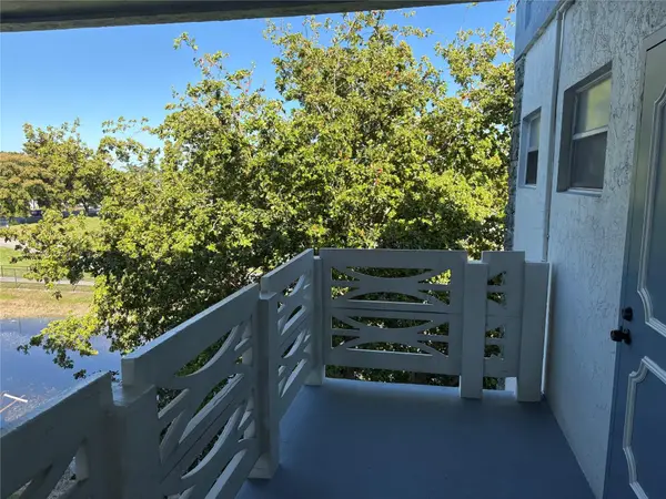 Address Withheld By Seller, Lauderdale Lakes, FL 33319