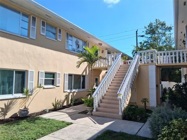5720 NE 22nd Way #406, Fort Lauderdale, FL 33308