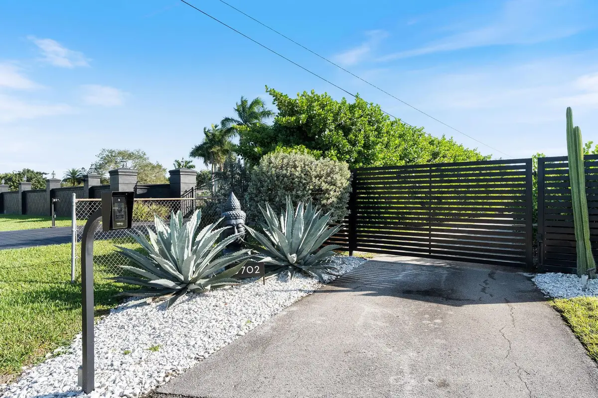 5702 SW 136 Avenue, Southwest Ranches, FL 33330 - #1