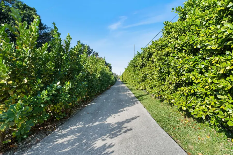 5702 SW 136 Avenue, Southwest Ranches, FL 33330 - #2