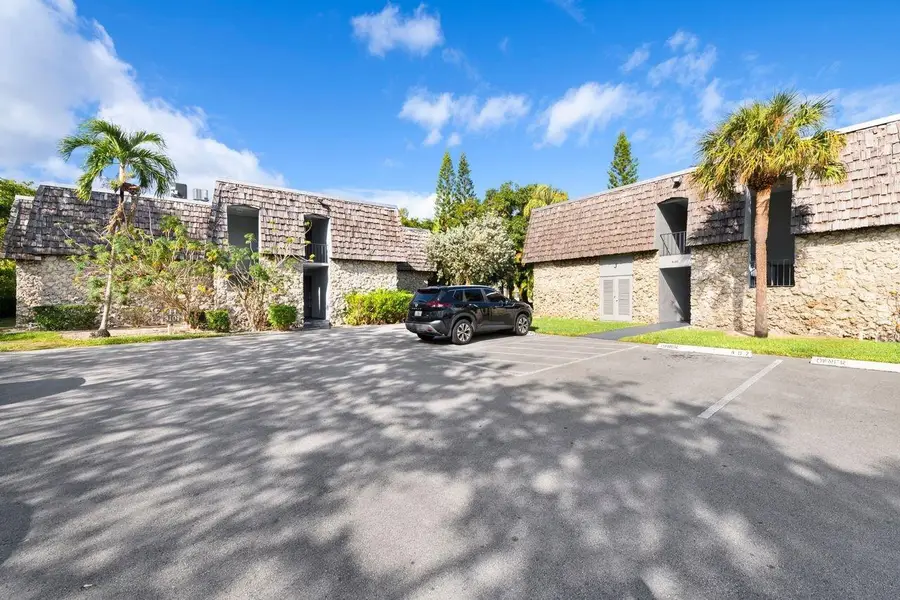 3101 Oakland Shores Drive #H108, Oakland Park, FL 33309 - #2