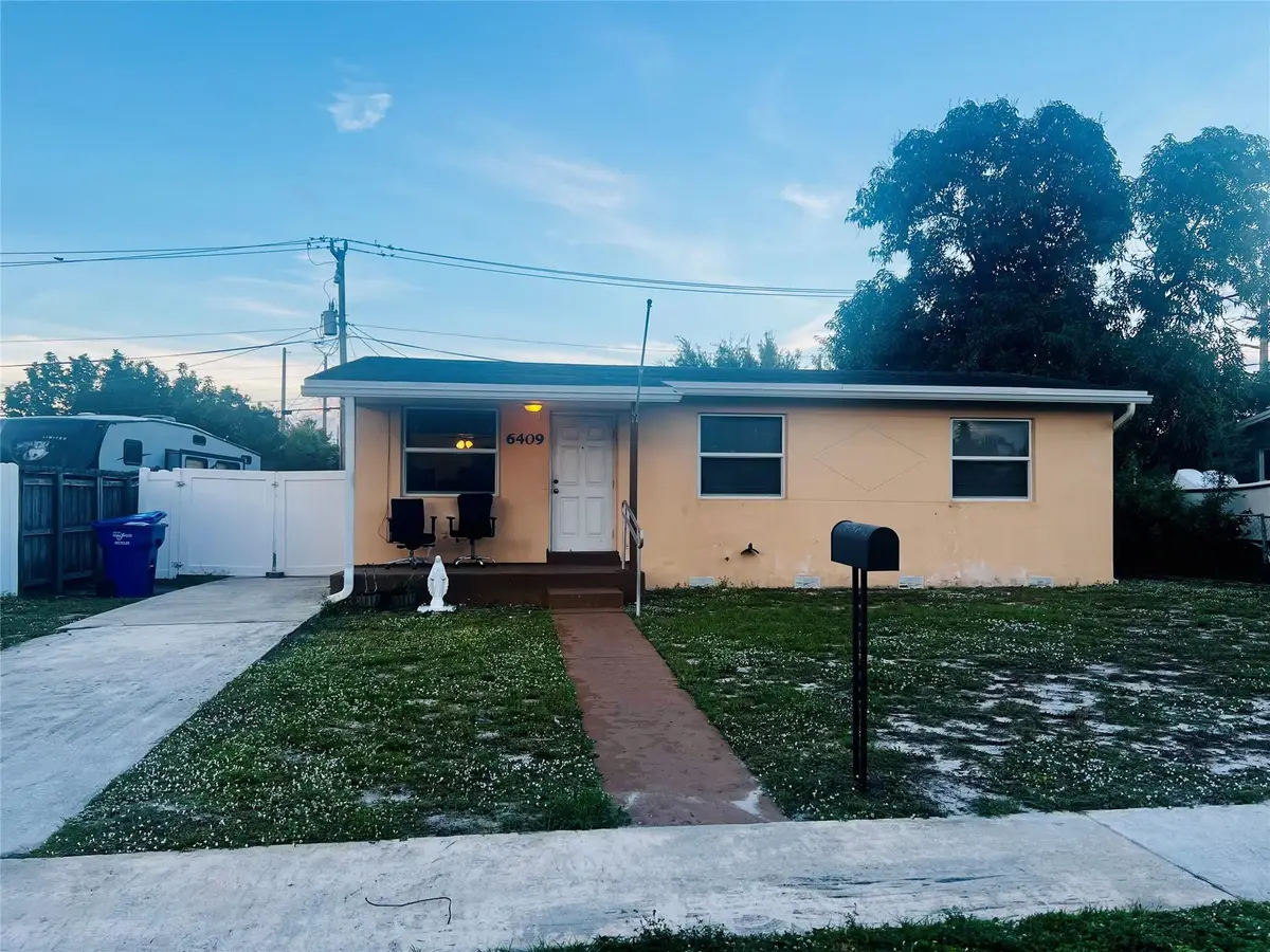6409 Franklin Street, Hollywood, FL 33024 - #1