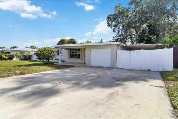 7040 SW 16th Street, Pembroke Park, FL 33023