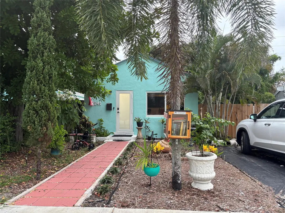 Address Withheld By Seller, Hollywood, FL 33020 - #1
