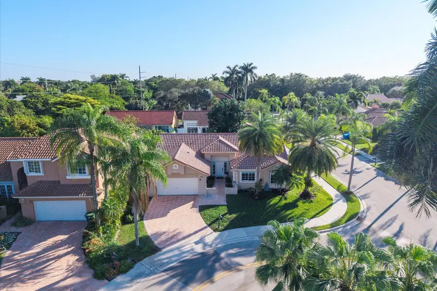 1043 Laguna Springs Drive, Weston, FL 33326 - #3