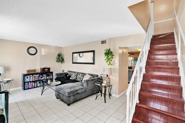 8081 NW 11th Street #E, Margate, FL 33063