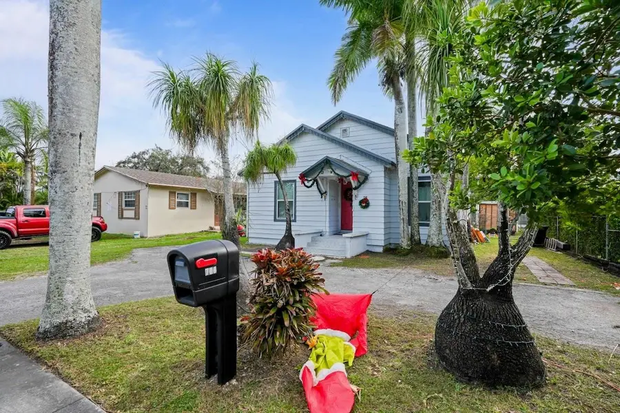 708 NW 15th Street, Homestead, FL 33030 - #2