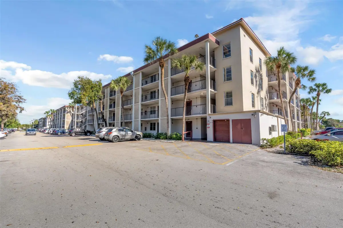 2600 NW 49th Avenue #309, Lauderdale Lakes, FL 33313 - #1