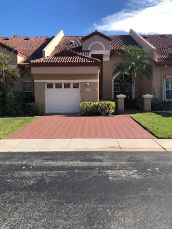 9784 Malvern Drive #9784, Tamarac, FL 33321