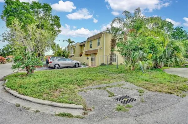 7500 NW 73rd Terrace #7500, Tamarac, FL 33321