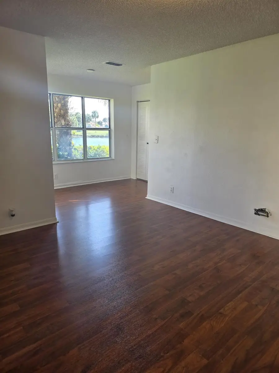 3310 Pinewalk Drive #1812, Margate, FL 33063 - #3