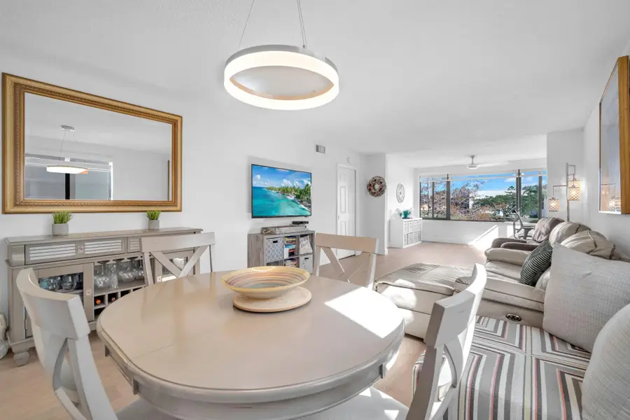 10738 W Clairmont Circle #206, Fort Lauderdale, FL 33321 - #3