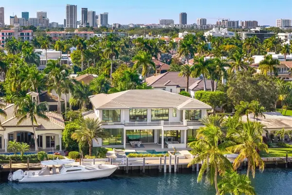 100 Royal Palm Drive, Fort Lauderdale, FL 33301