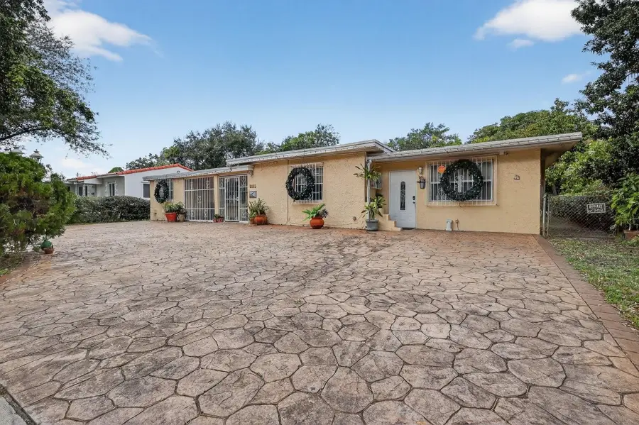 641 NE 140th Street, North Miami, FL 33161 - #2