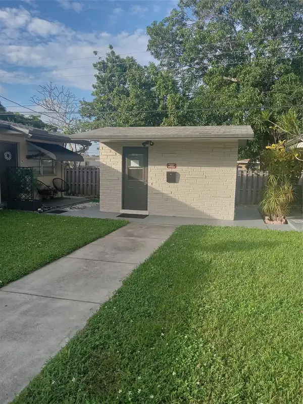 2901 Jackson Street #9, Hollywood, FL 33020