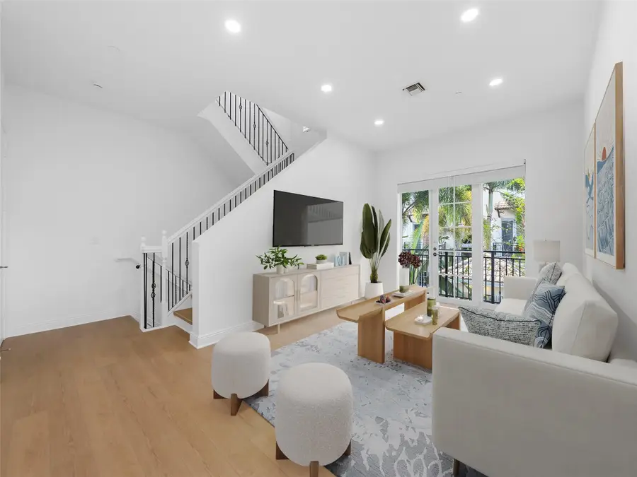 510 SE 7th Street #401, Fort Lauderdale, FL 33301 - #2