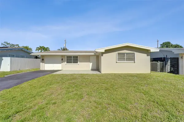 8211 NW 10th Street, Pembroke Pines, FL 33024