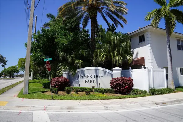 3024 NW 30th Way #3024, Oakland Park, FL 33311