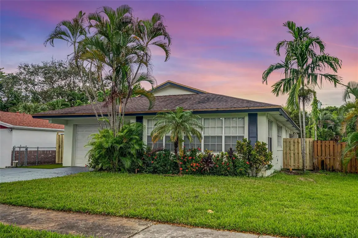 1004 SW 19 Street, Fort Lauderdale, FL 33315 - #1