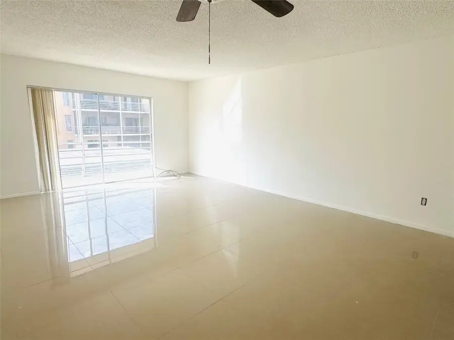 4848 NW 24th Court #330, Lauderdale Lakes, FL 33313 - #3