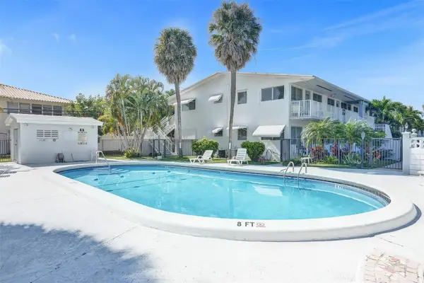 2000 NE 51st Court #205, Fort Lauderdale, FL 33308