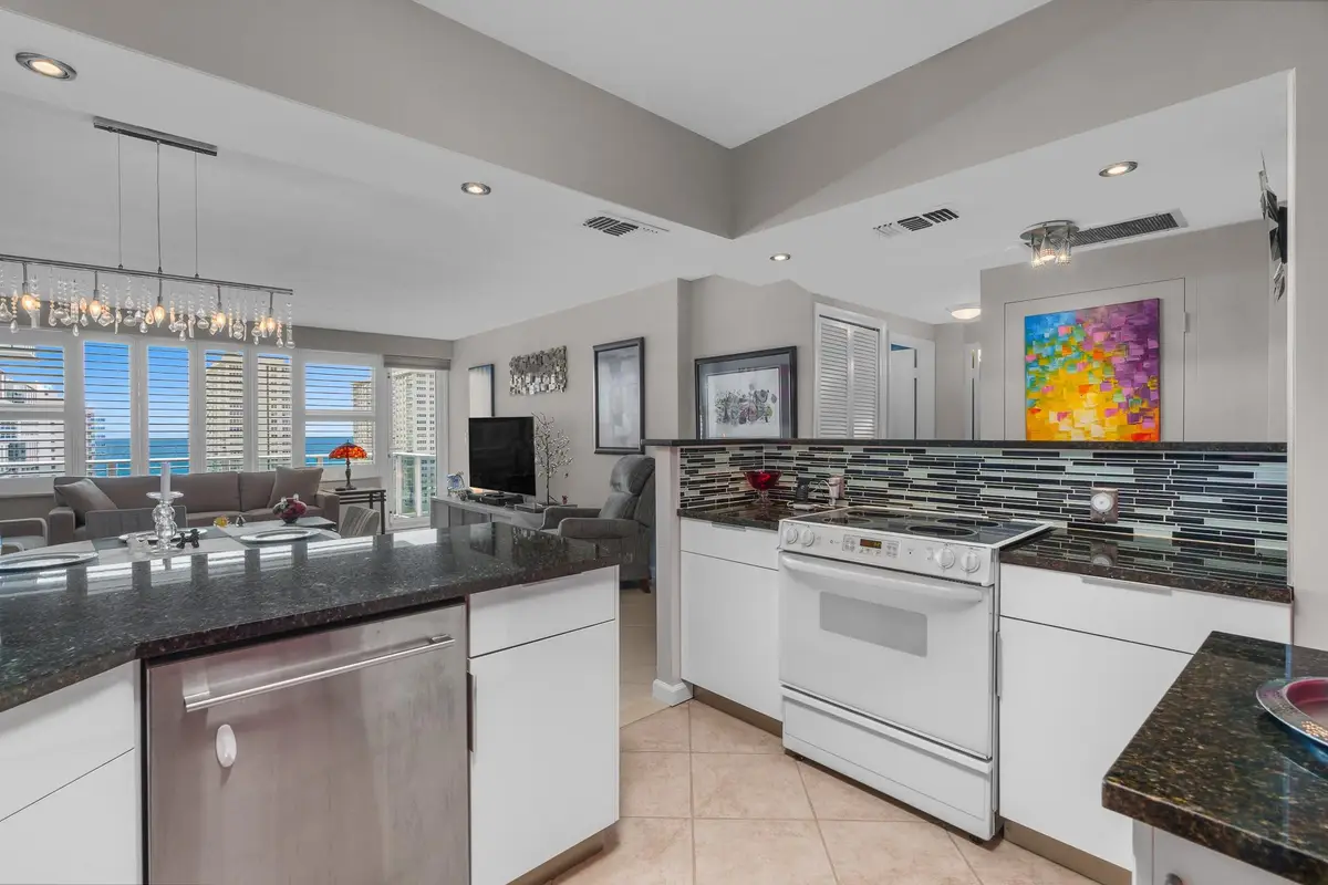 3333 NE 34th Street #1512A, Fort Lauderdale, FL 33308 - #1