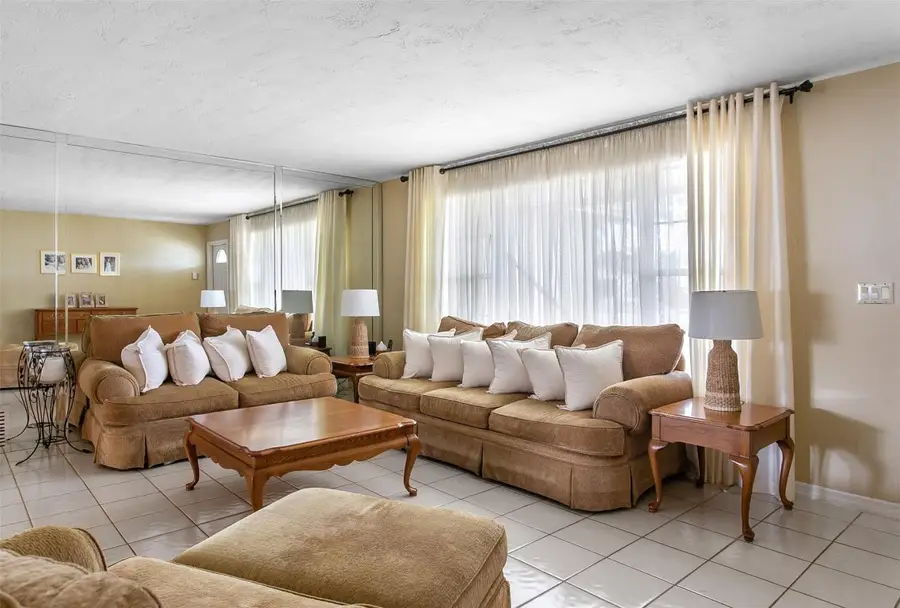 10430 NW 19th Street, Pembroke Pines, FL 33026 - #3