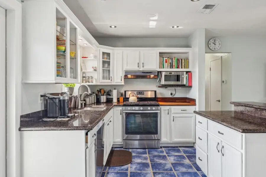 2216 NW 2nd Avenue, Wilton Manors, FL 33311 - #3