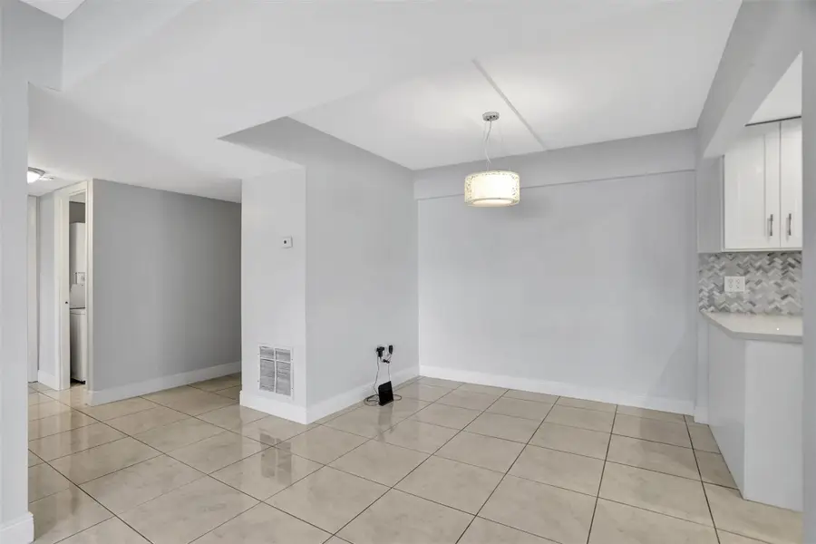 Address Withheld By Seller, Lauderhill, FL 33319 - #2